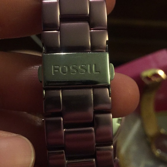 Purple Fossil Watch - Picture 3 of 3
